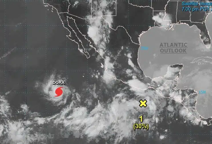 Mapa en el que se muestra la posición del huracán Dora y la formación del ciclón Eugene