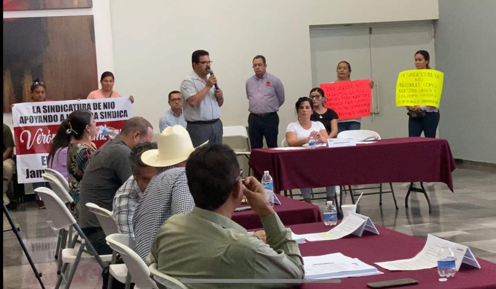 Tesorero del Ayuntamiento de Guasave, Marco Antonio Báez Rochín, en evento público