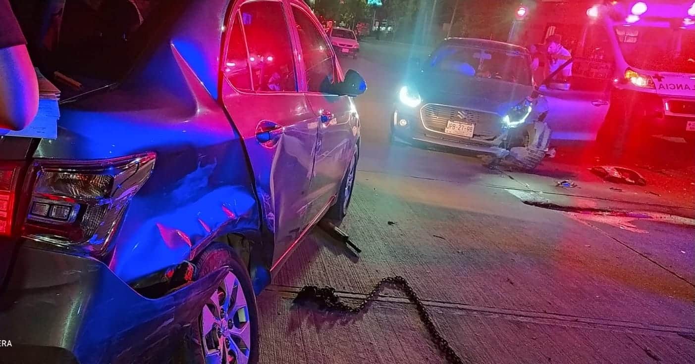 Vehículos participantes en el choque con daños en la carrocería