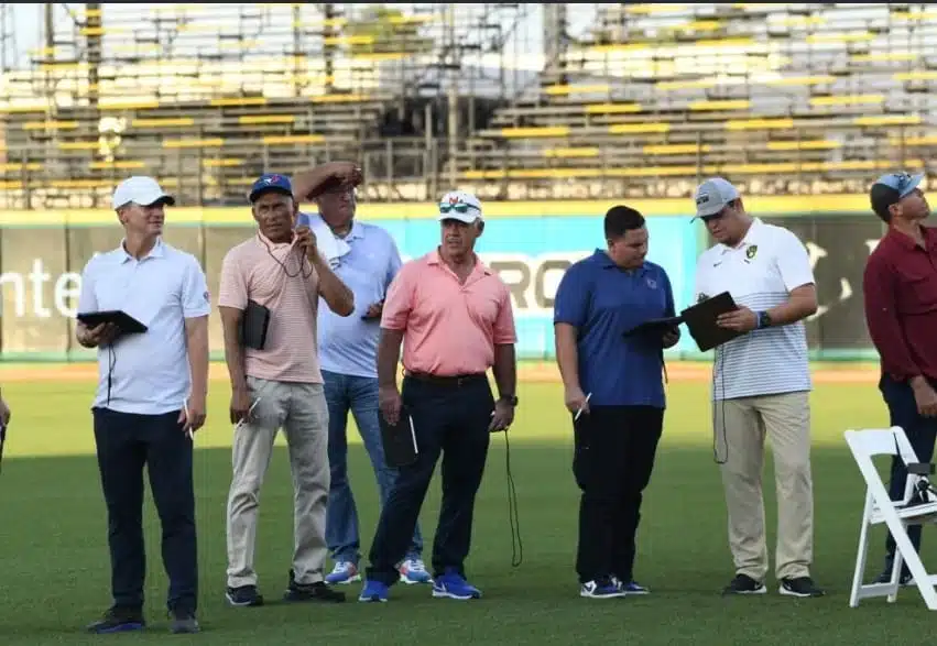 Diferentes scouts de MLB observan a detalle a los talentos mexicanos en Guasave