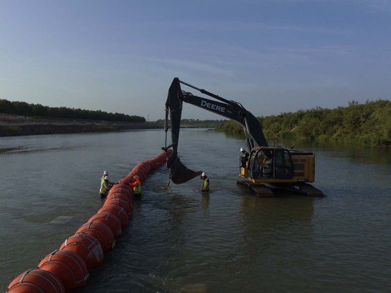 Gobernador de Texas descarta que muertes fueran por boyas de Río Bravo