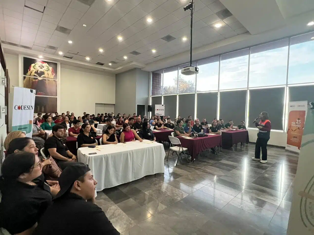 Capacitación a restauranteros en Guasave