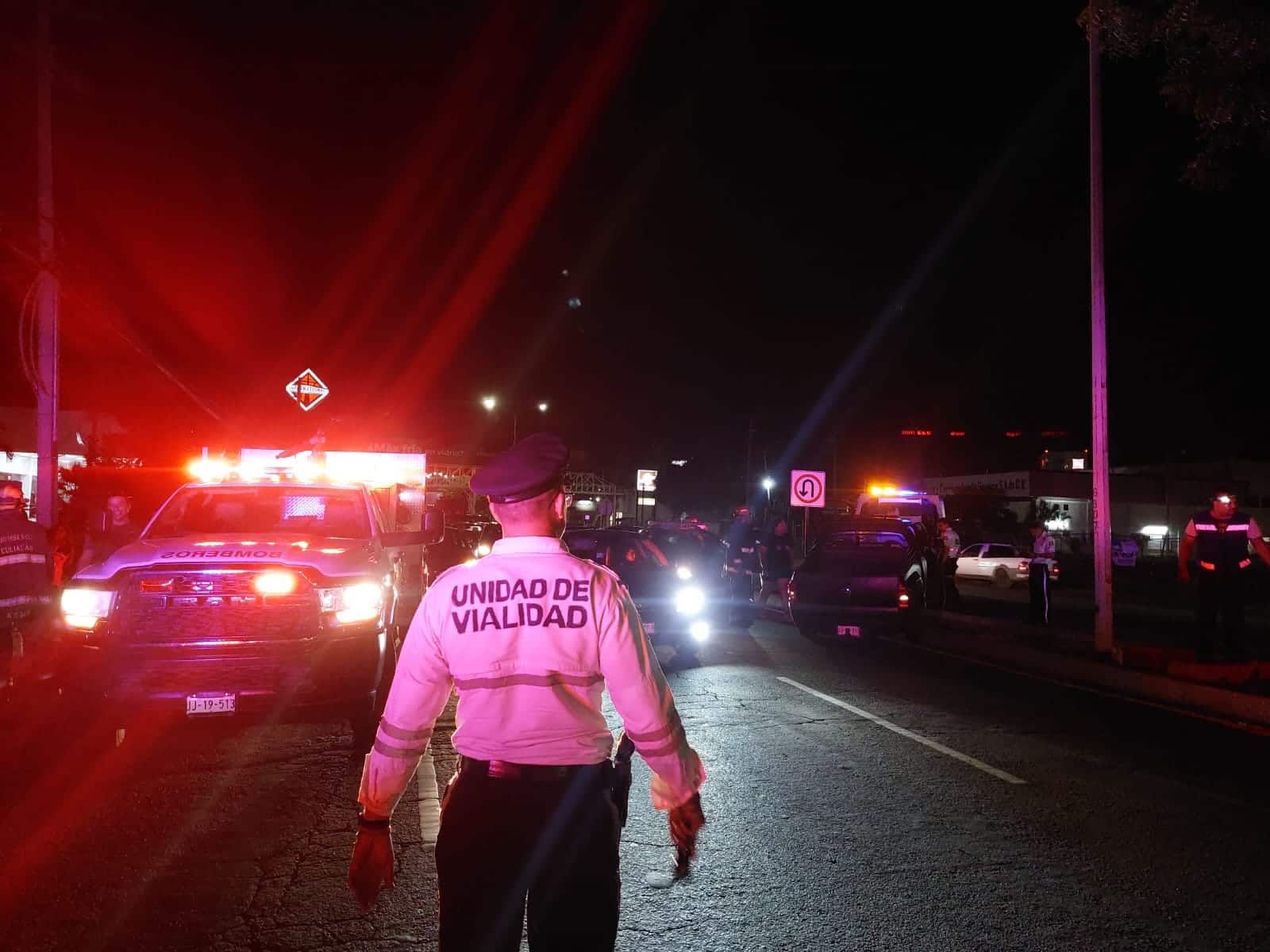 Personal de la Unidad de Vialidad de la Secretaría de Seguridad Pública y Tránsito Municipal se hizo cargo del accidente.