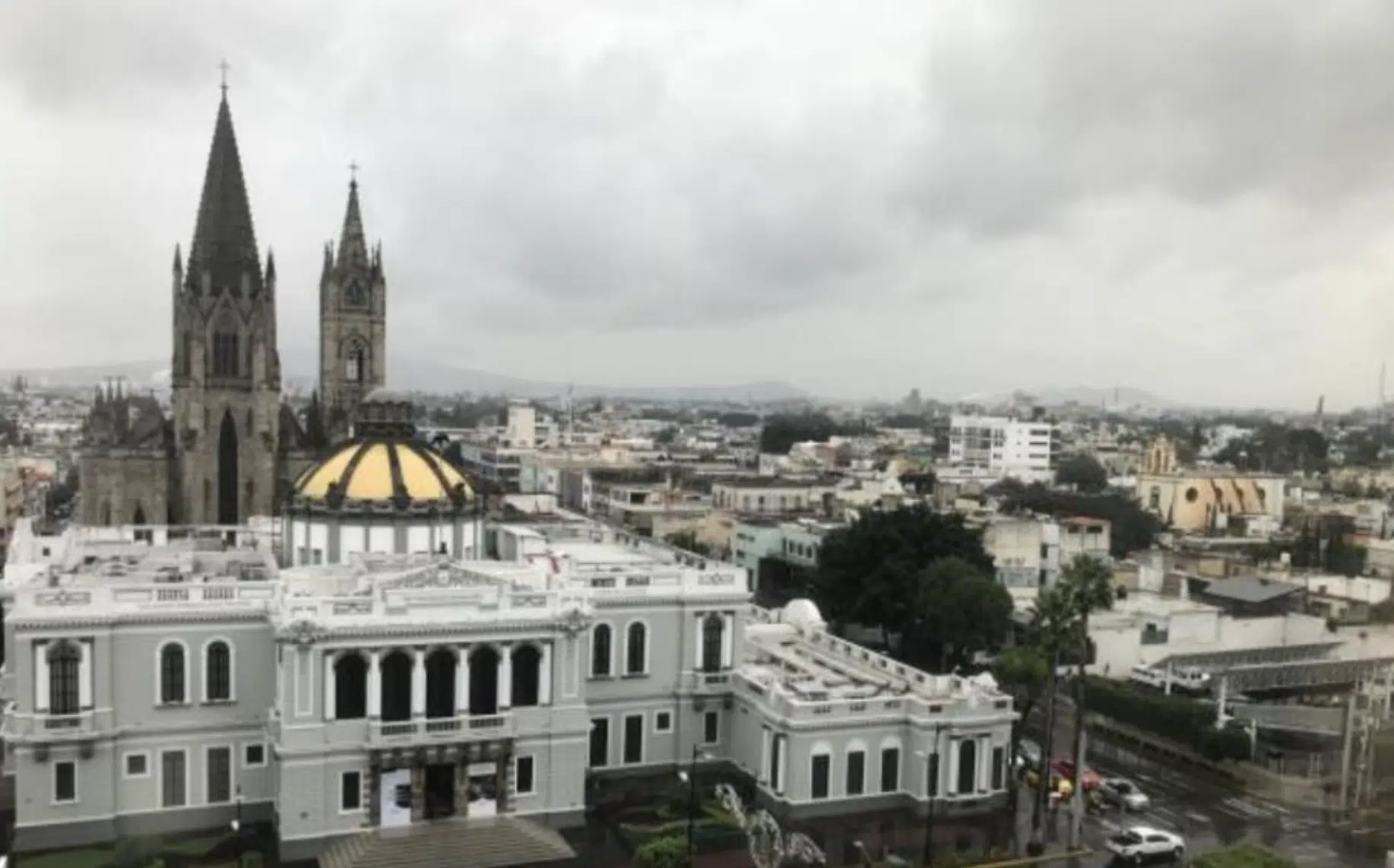 Guadalajara con cielo nublado