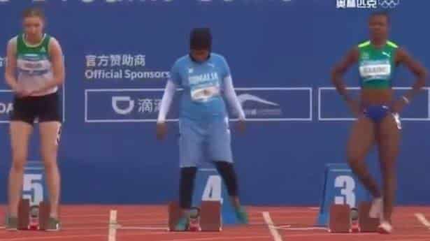 Corredora somalí queda en último lugar; no es una deportista ni es corredora
