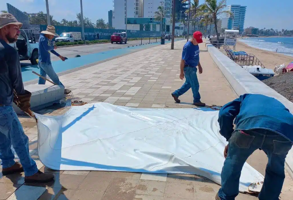 Se está dando mantenimiento a ciertas zonas y estructuras del puerto de Mazatlán