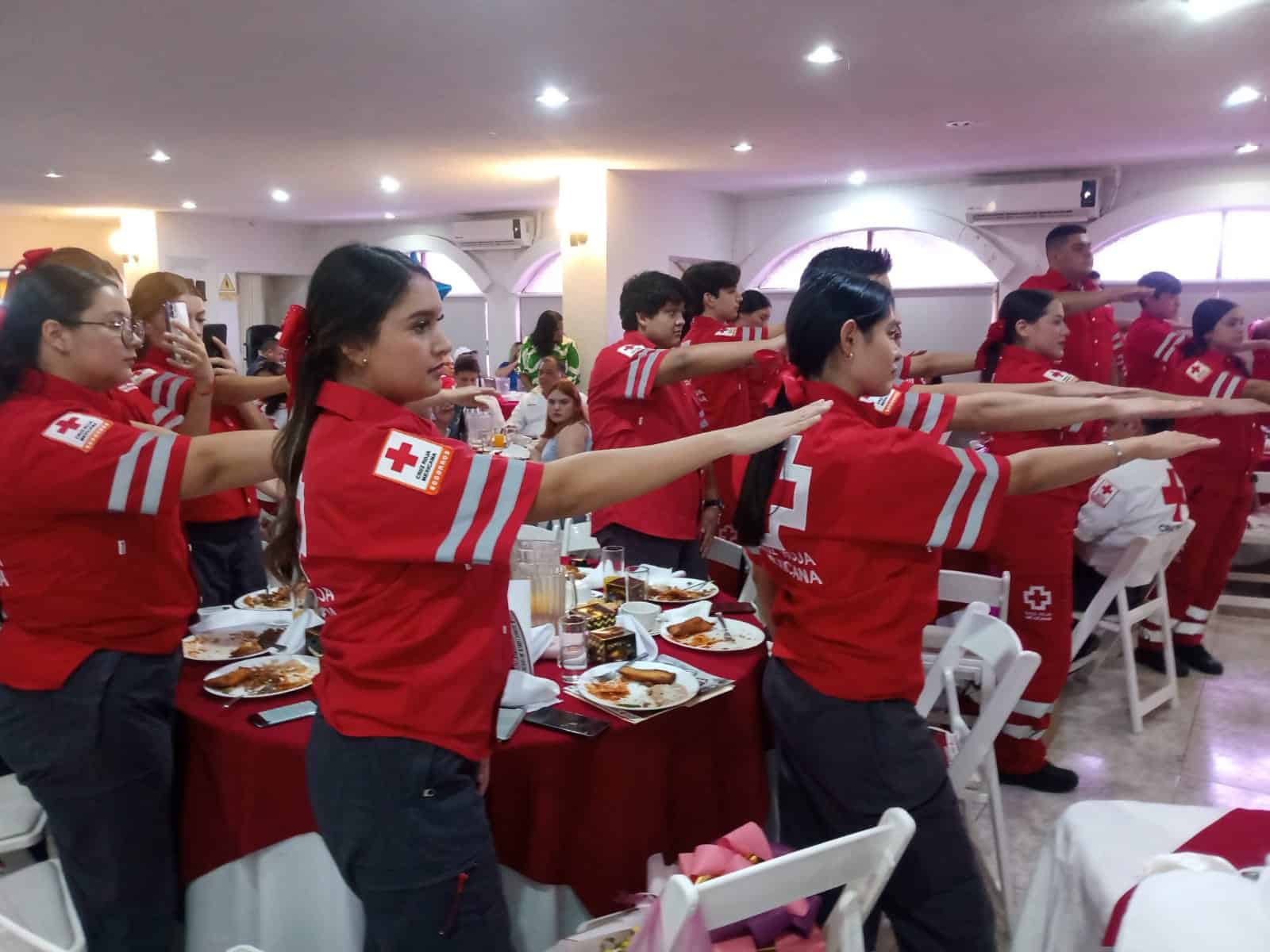 Graduados de Cruz Roja Guasave