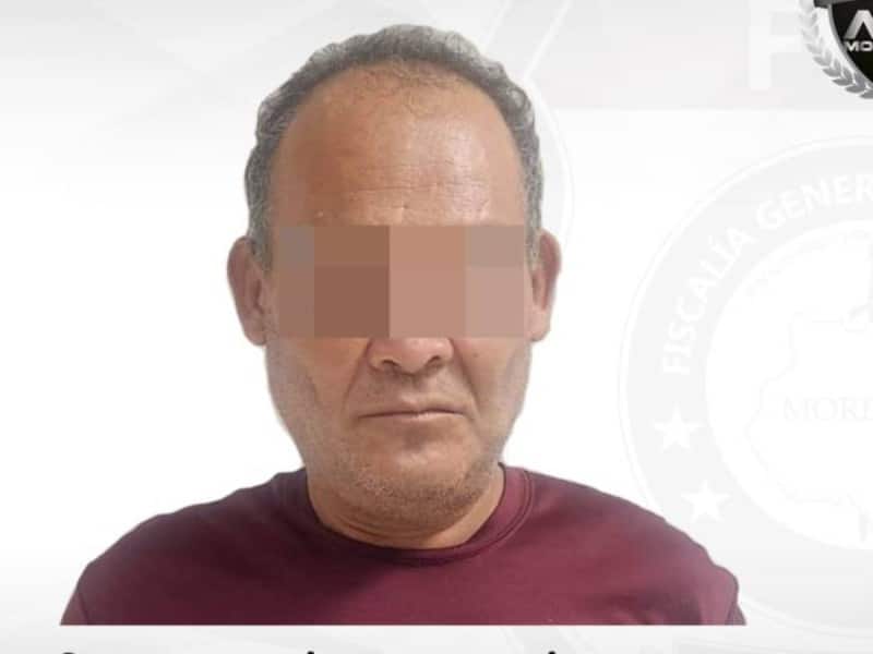 Detienen a hombre que prostituyól a su esposa con su vecino