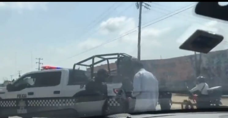 Detienen y encañonan a Manuel Velasco y su equipo en Veracruz