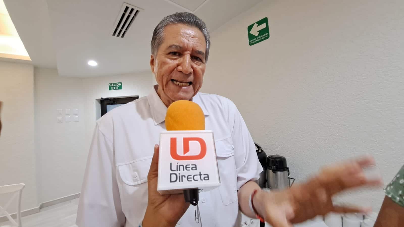 Diputado Feliciano Castro Meléndrez en Mazatlán
