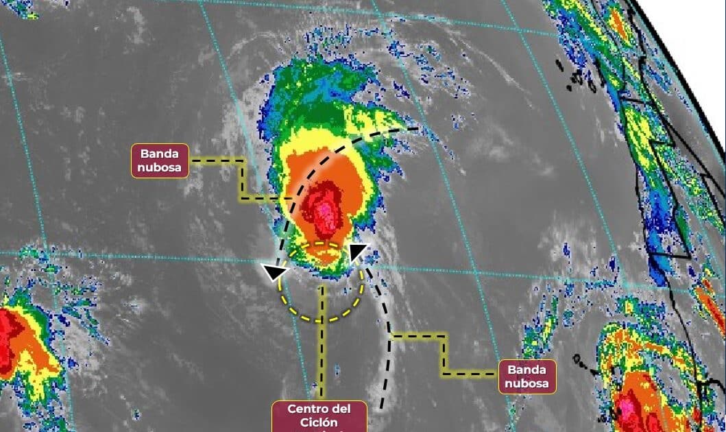 Badai Tropis Emily terbentuk di Samudera Atlantik