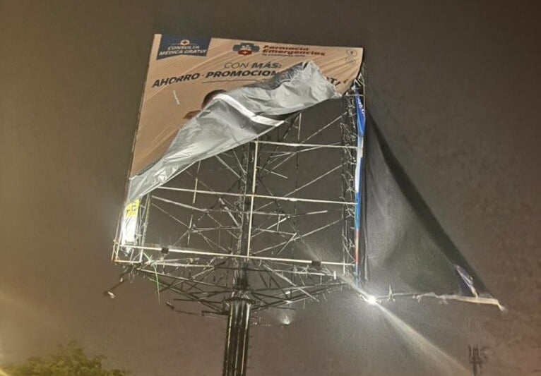 Espectacular en mal estado