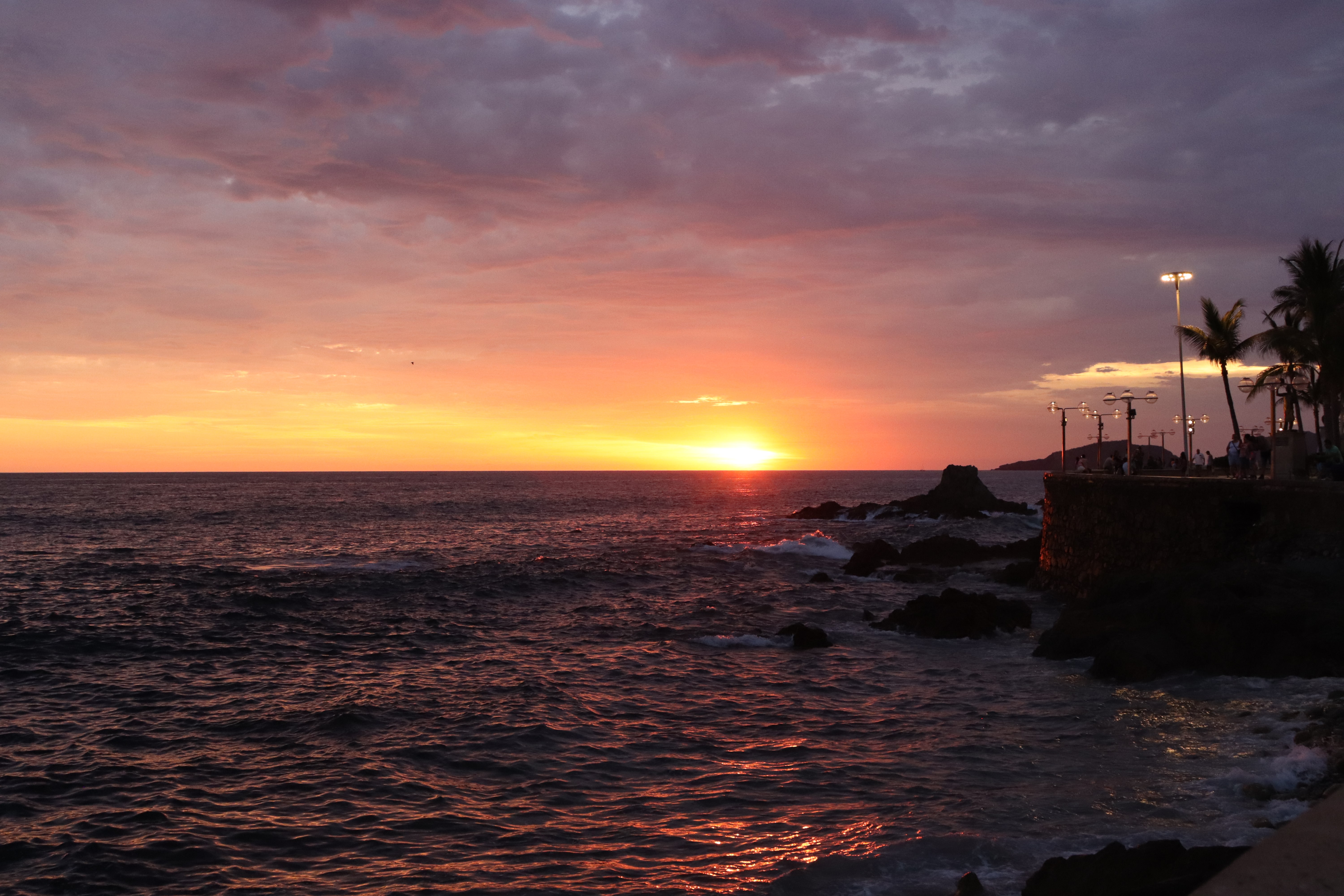Atardecer en el mar de Mazatlán