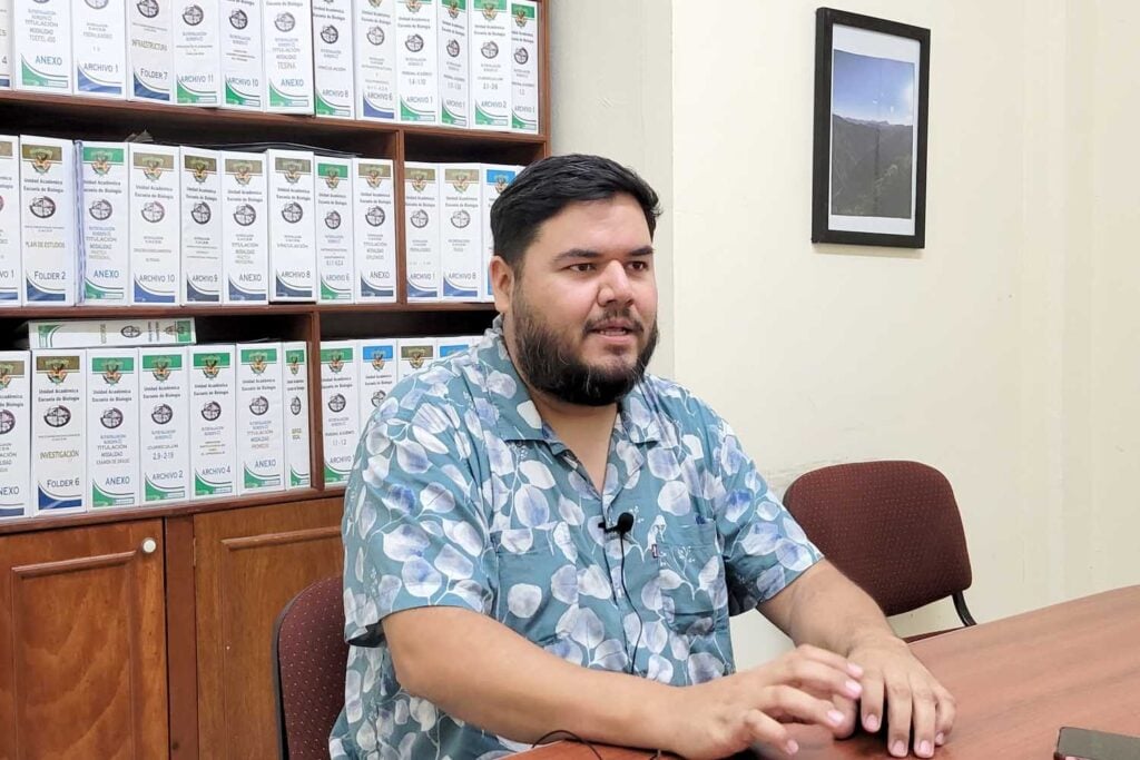 investigador de la Facultad de Biología de la UAS, José Alfredo Leal Sandoval.