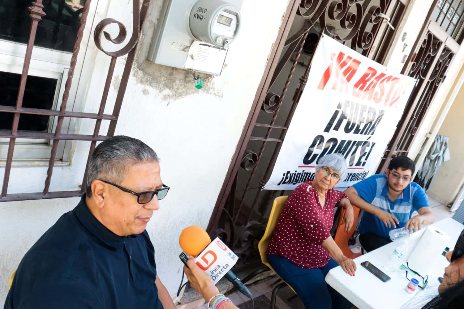 Plantón en el Atusum donde el transportista Juan Abel Atondo Chang da su postura al respecto