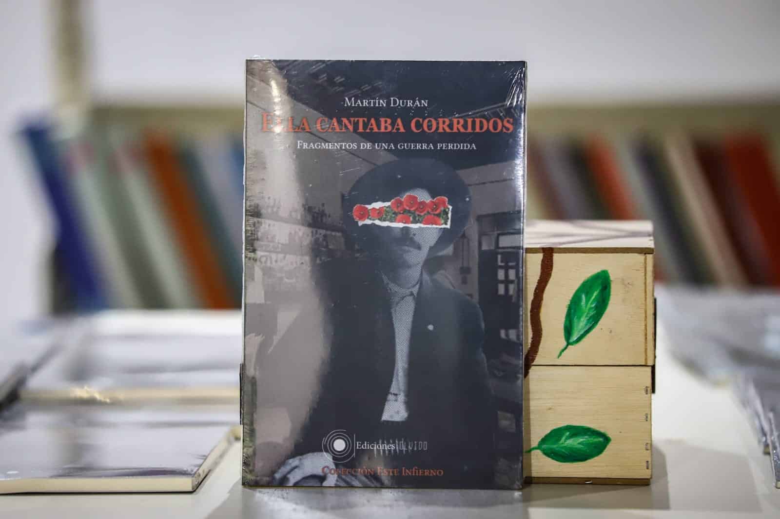 Libro Ella cantaba corridos del periodista Martín Durán