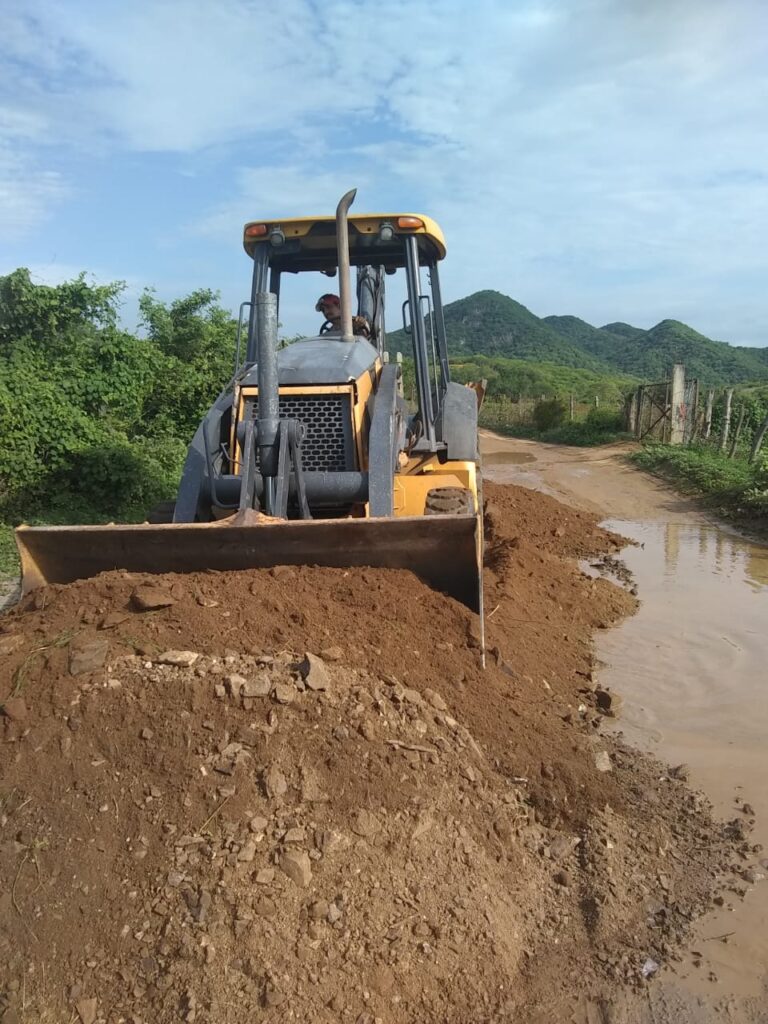 Reparación de caminos rurales de Mocorito