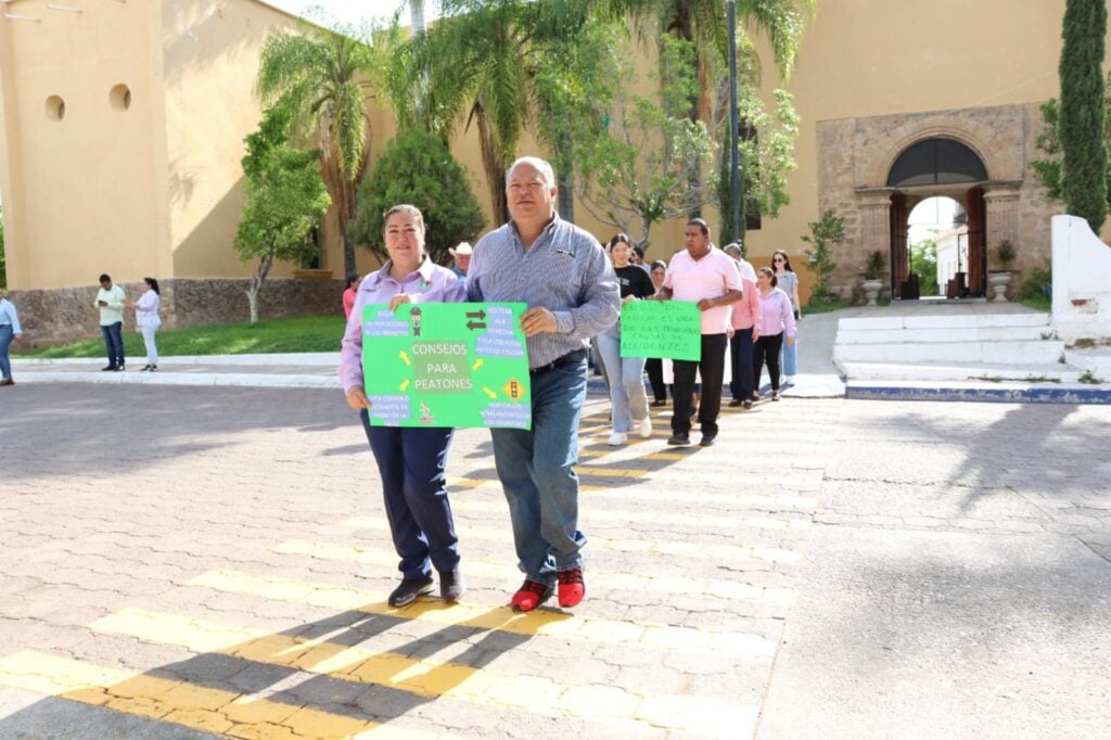 En Sinaloa de Leyva se realizaron una serie de actividades de concientización para celebrar el Día Mundial del Peatón.