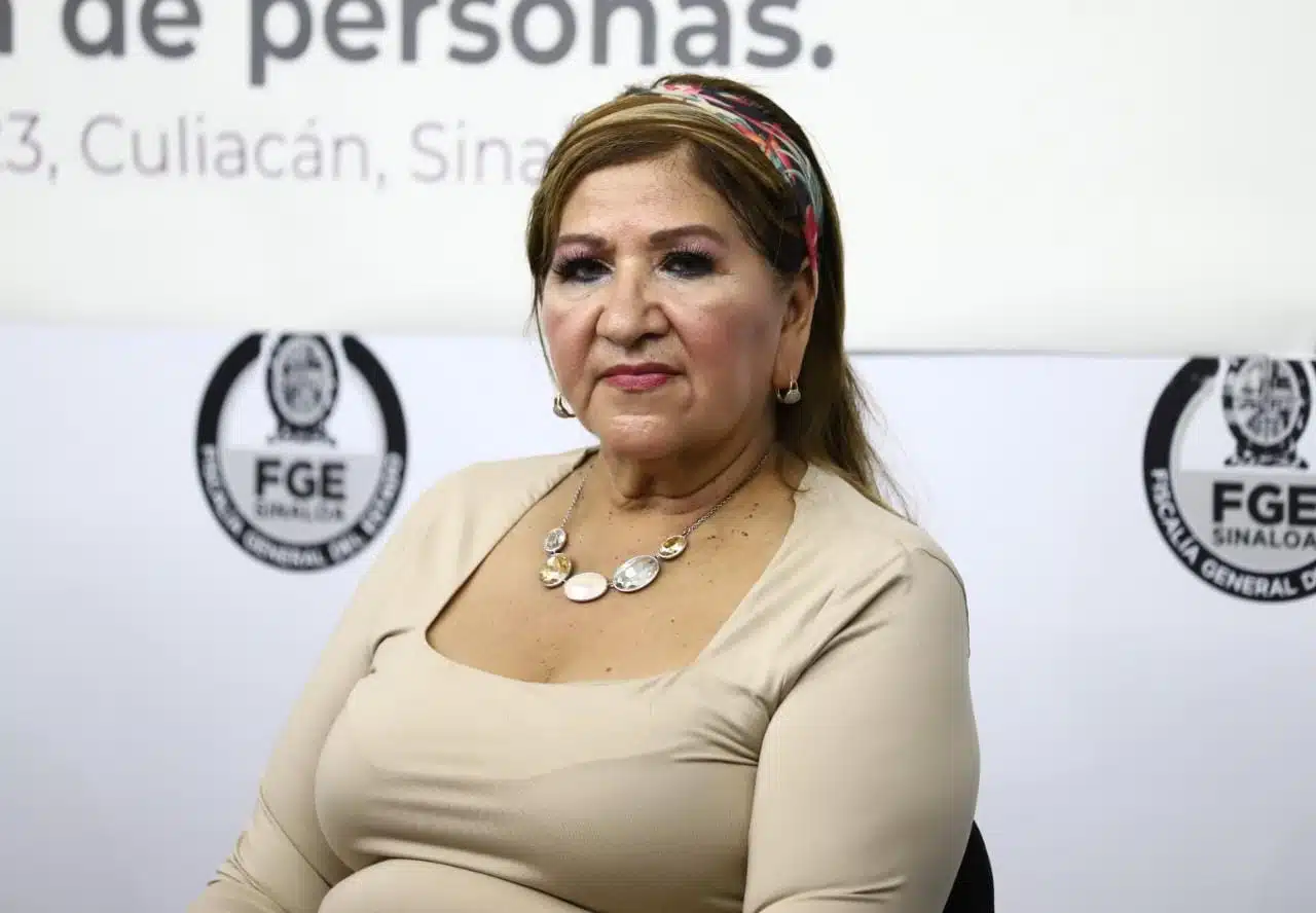 María Teresa Guerra Ochoa, titular de la Secretaría de Mujeres en Sinaloa, durante conversatorio de la Fiscalía