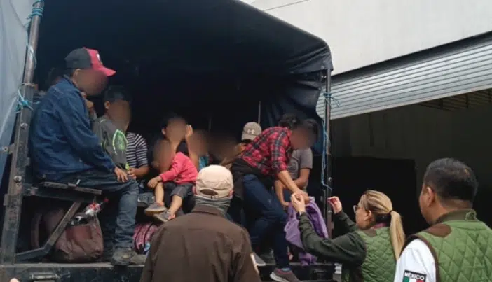 Migrantes rescatados en Puebla