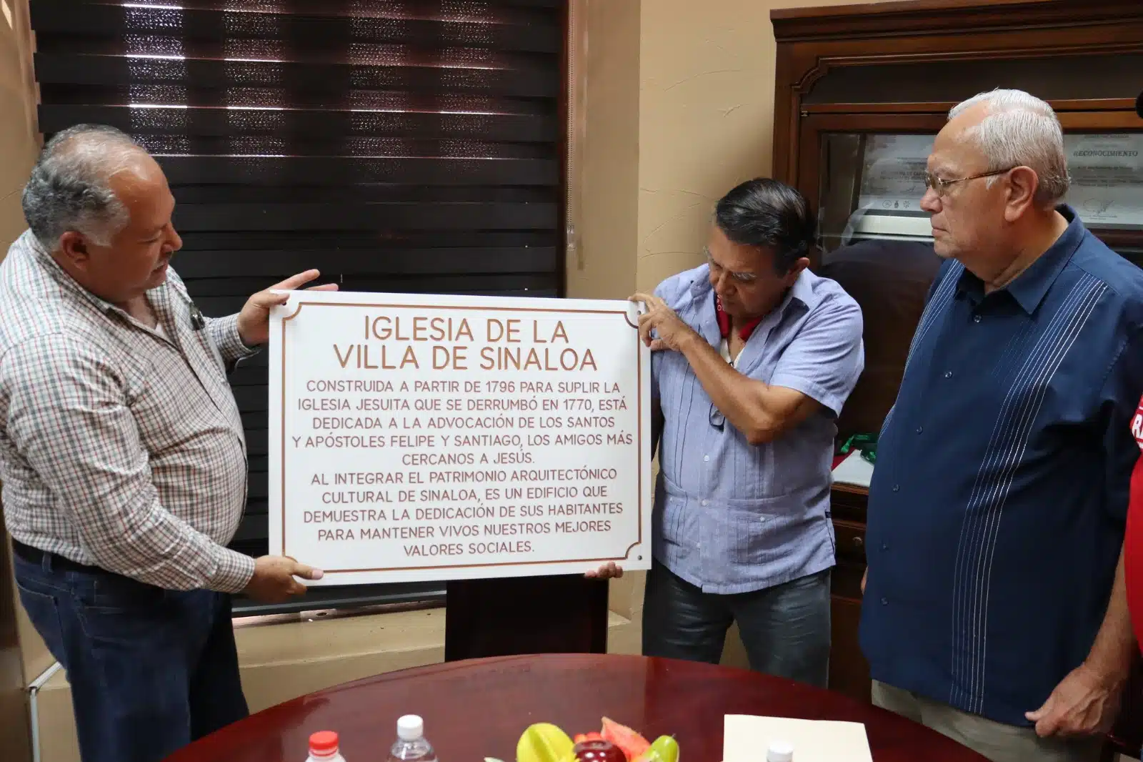 Placas informativas para el pueblo señorial Sinaloa de Leyva