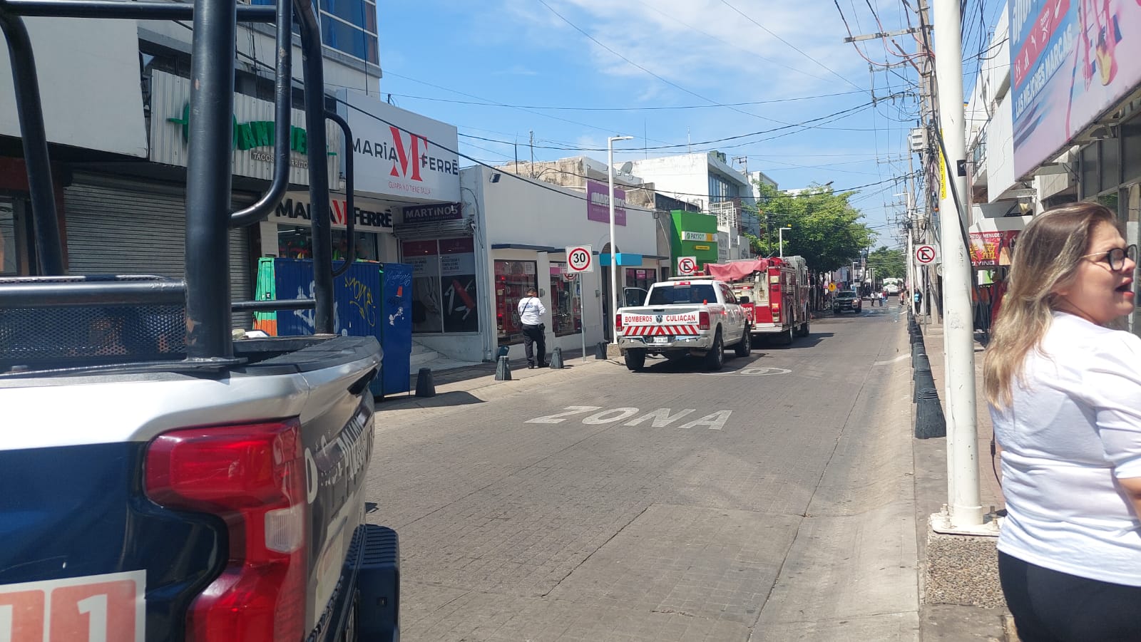 Policía Municipal y rescatista