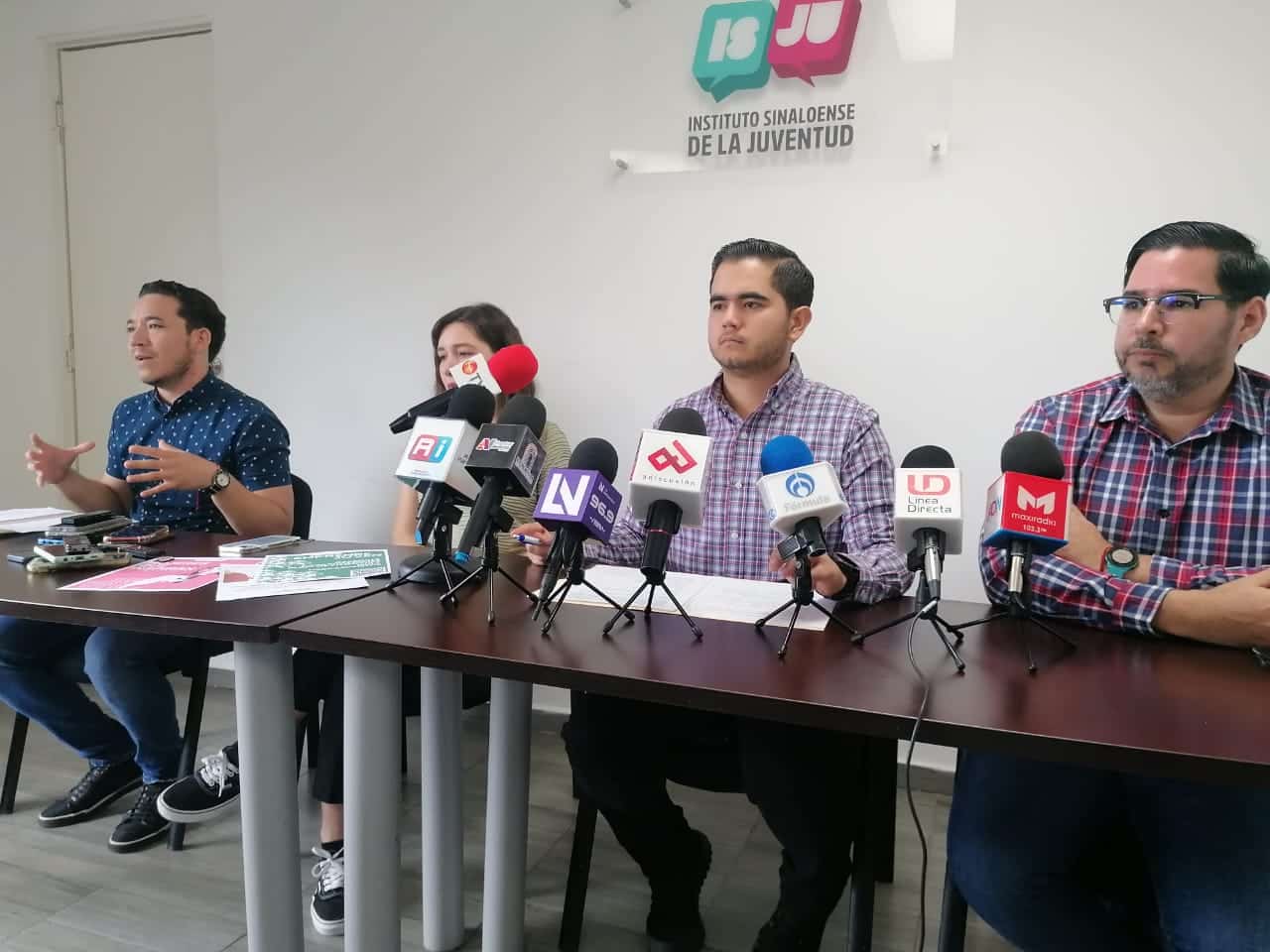 Rueda de prensa ISJU y IMJU
