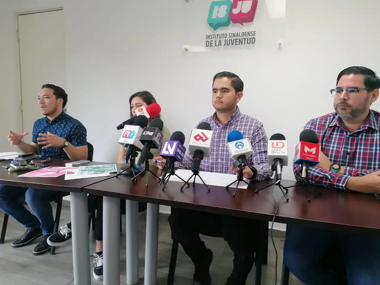 Rueda de prensa ISJU y IMJU