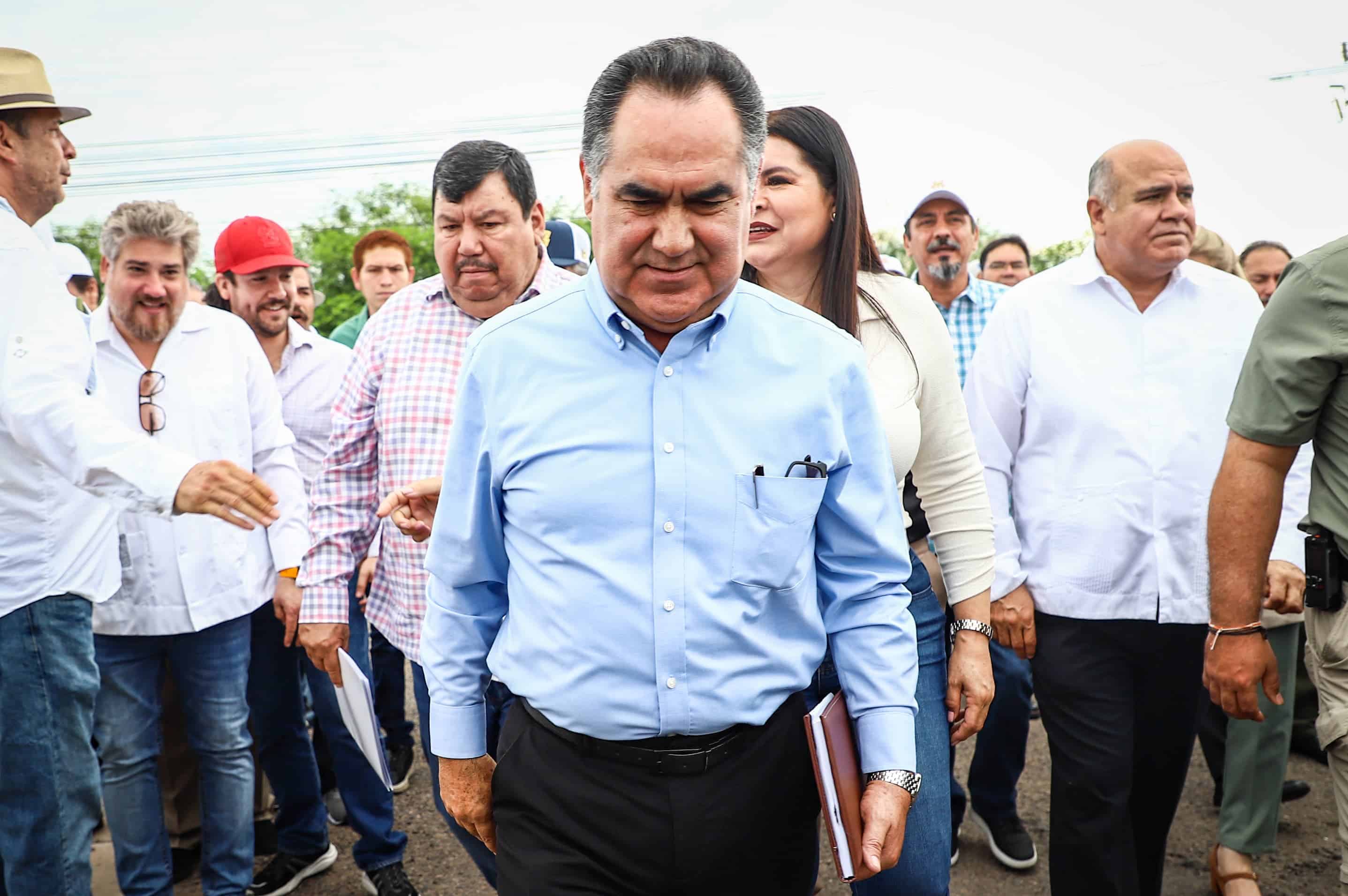 Jesús Madueña Molina llegando a la audiencia de este jueves