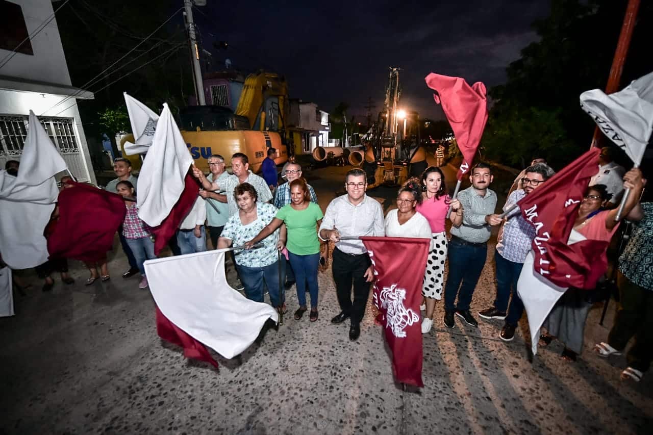 El alcalde Édgar González Zatarain puso en marcha la obra.
