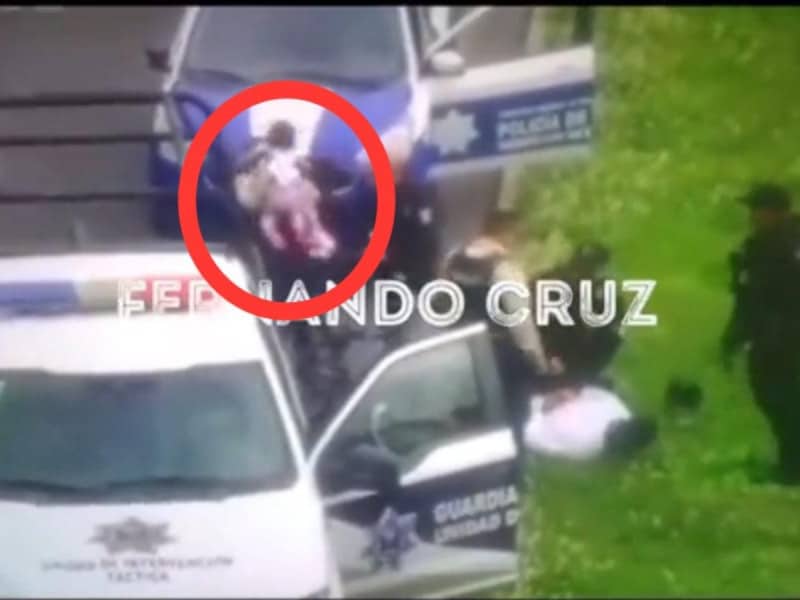 Hombre en la México-Pachuca llevaba a niña encerrada en maleta de su bici