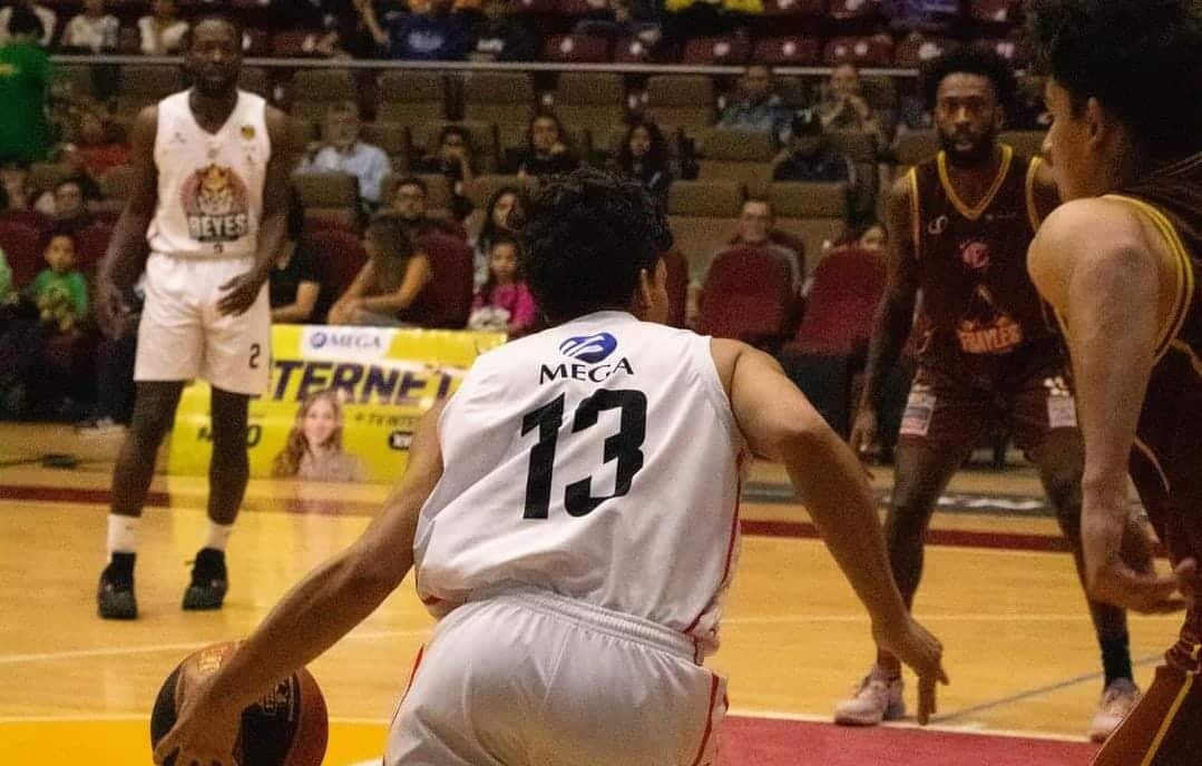 ¡Con final cardiaco! Frayles y Reyes dividen triunfos en la final de la región cuatro del Cibapac