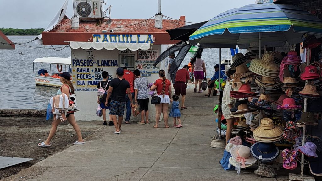 No repunta el pasaje a la Isla de la Piedra, en Mazatlán, lamentan lancheros