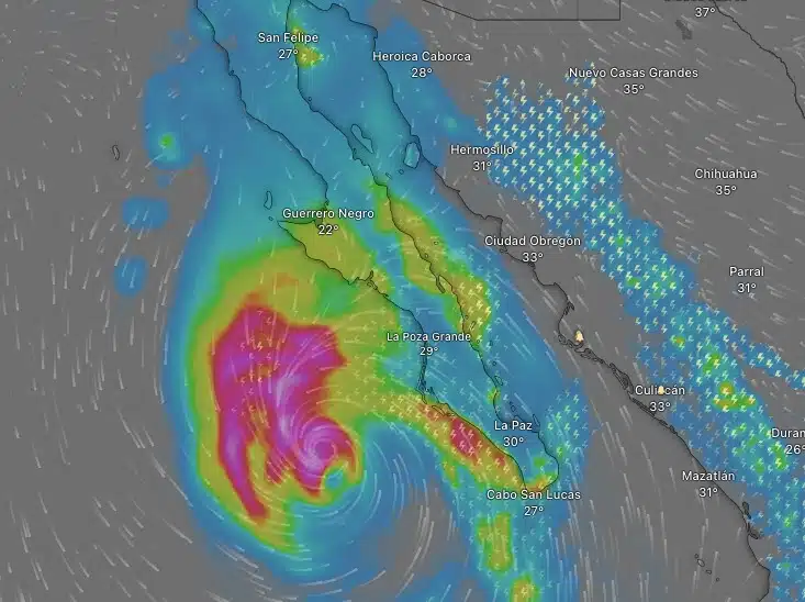 Hilary se debilita, ya es huracán dos y sigue perfilando su primer impacto