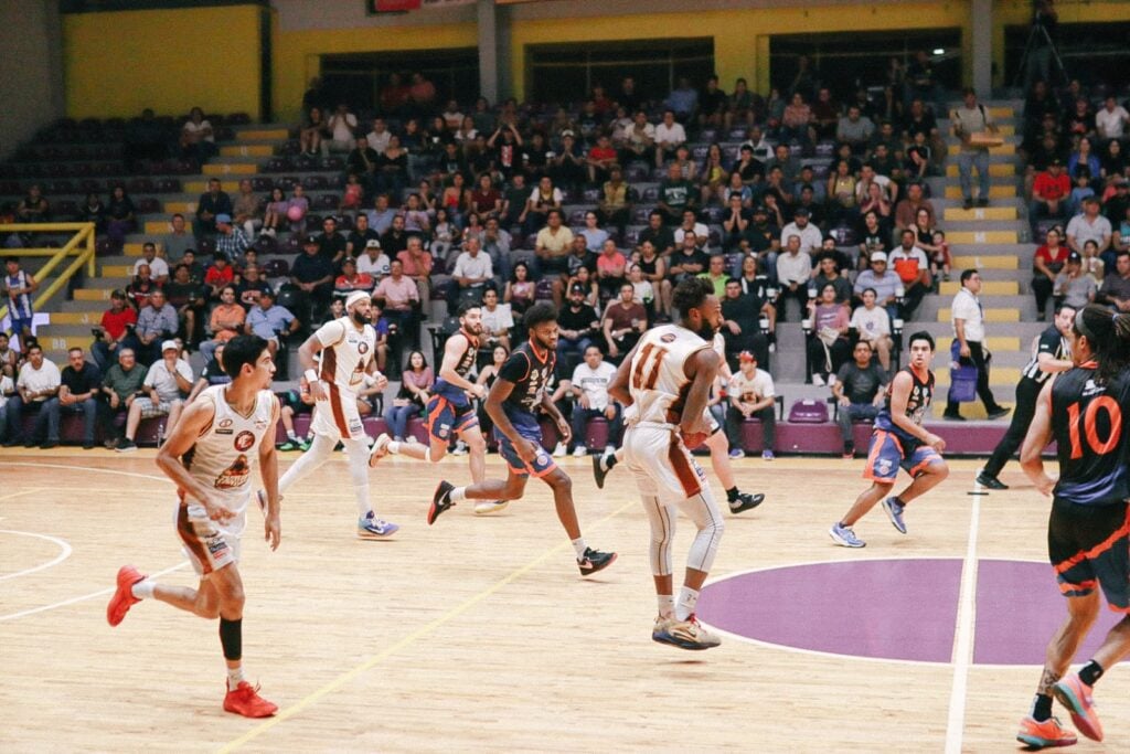 ¡De alarido! Frayles de Guasave vence a Tampico y es semifinalista del Cibapac