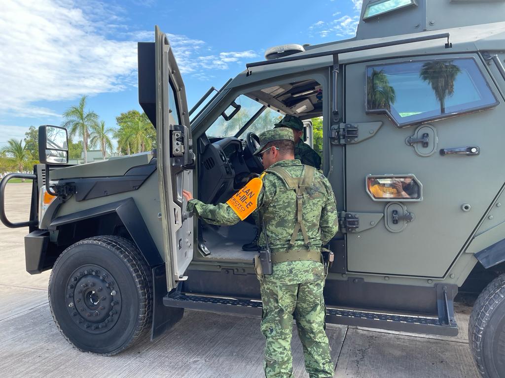 De grande me gustaría ser soldado, es muy bonito: Jonathan, niño enlistado por un día.