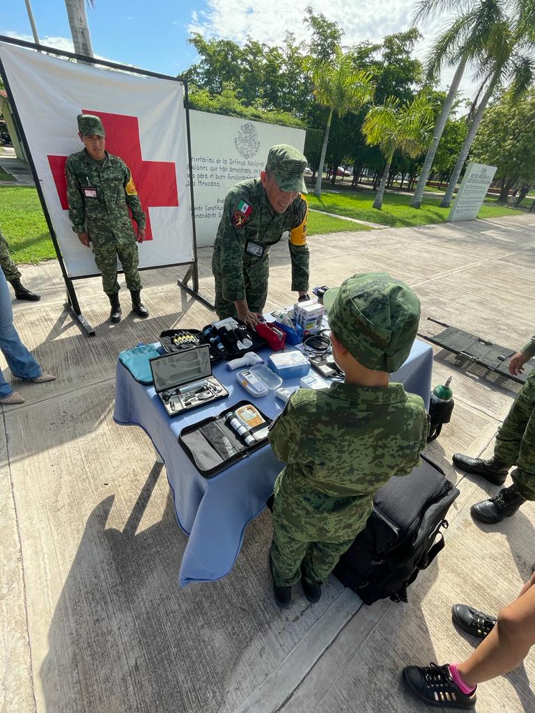 De grande me gustaría ser soldado, es muy bonito: Jonathan, niño enlistado por un día.