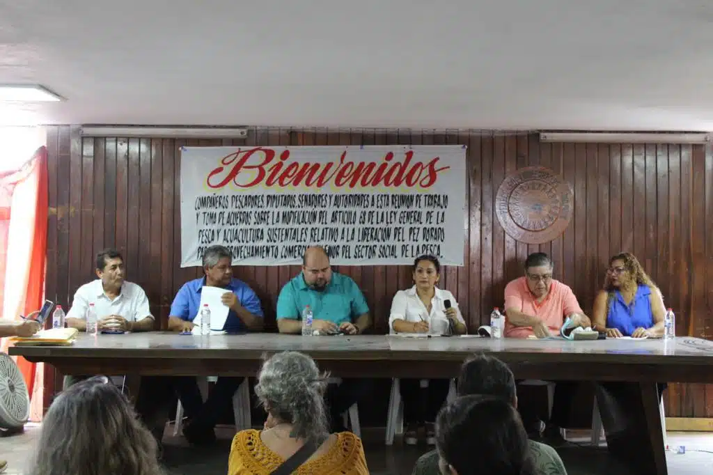 Líderes pesqueros presentes en el evento