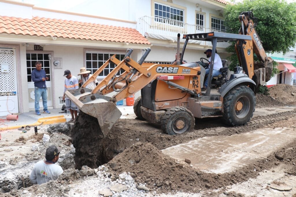 Obras en drenaje de Mazatlán