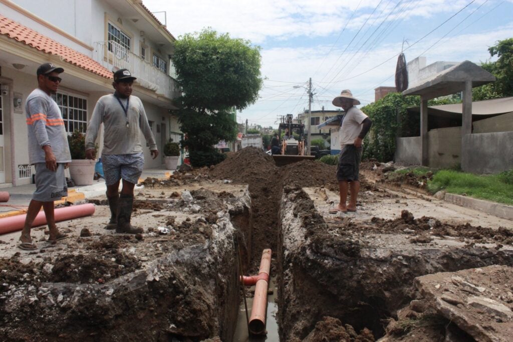 Obras en drenaje de Mazatlán