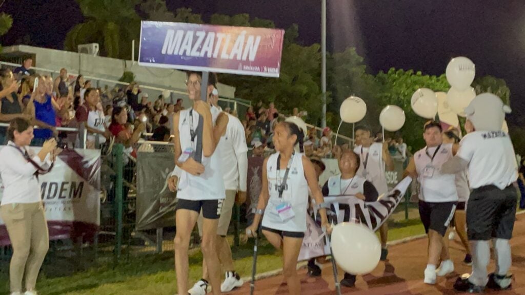 Desfile de deportistas paratletas