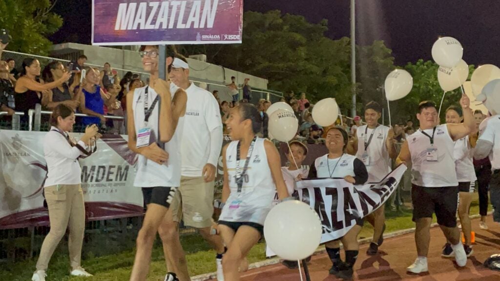 Desfile de deportistas paratletas