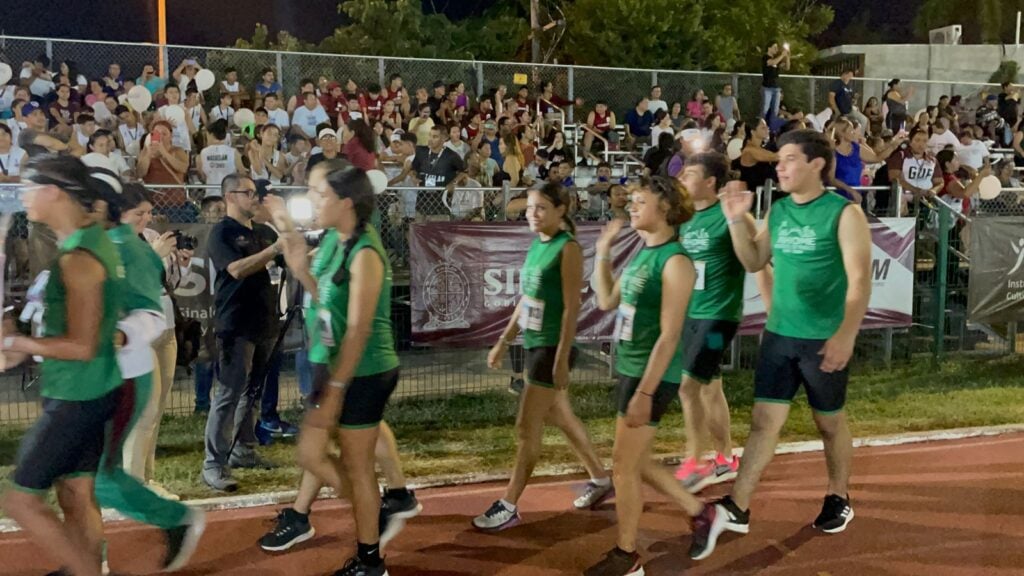 Desfile de deportistas paratletas