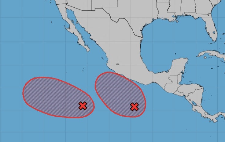 Mapa de la república mexicana con 2 óvalos rojos y una tachita adentro de ellos
