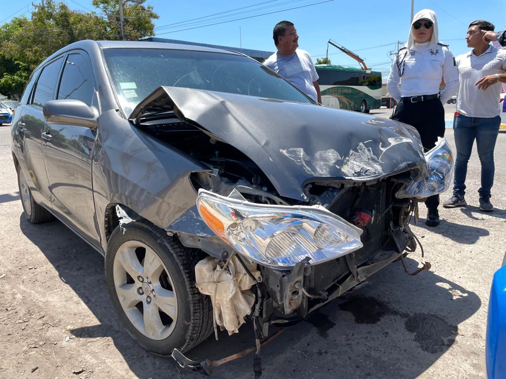 AUTOMOVIL DAÑADO POR ACCIDENTE