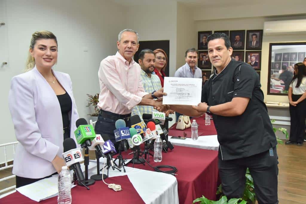 Entrega de Certificados del Registro Nacional de Turismo