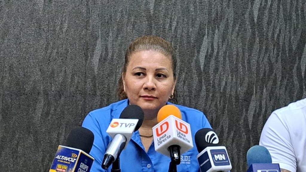 Ruth López Quintero en rueda de prensa