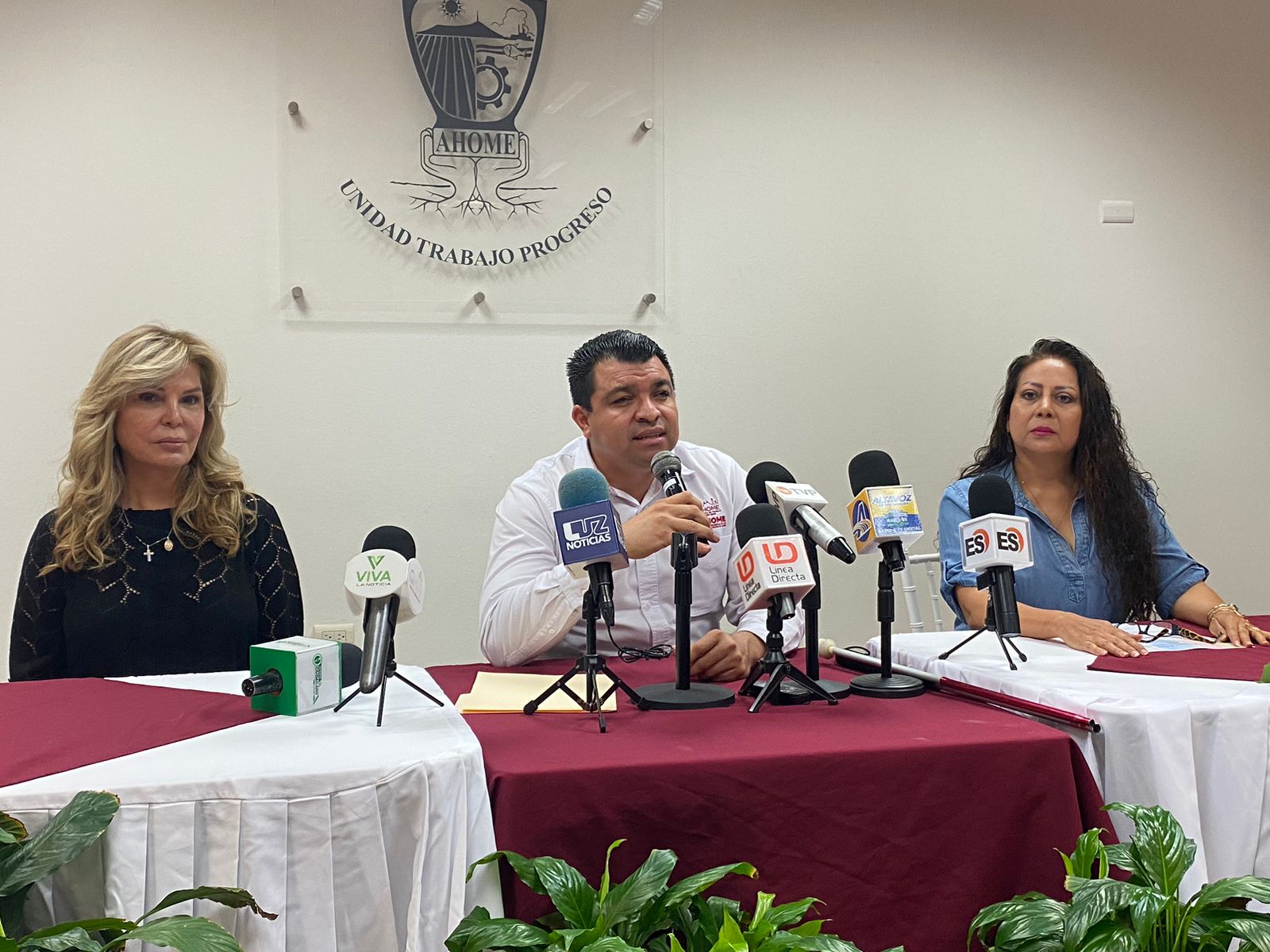 Imdis invita a concurso en conferencia de prensa