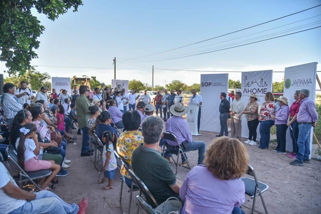 Alcalde da banderazo a obra de drenaje en el ejido Chihuahuita
