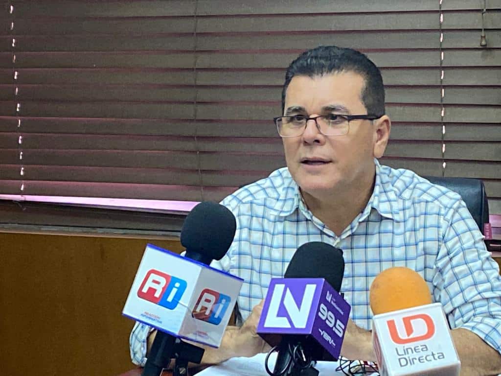 alcalde de Mazatlán, Édgar González Zataráin.